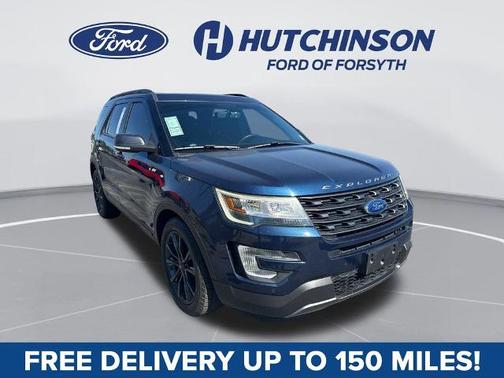 BLUE JEANS METALLIC 2017 Ford Explorer XLT