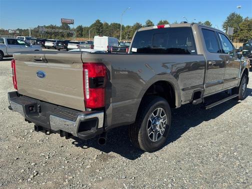 2026 Ford F-350 Lariat Super Duty