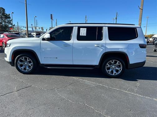 2022 Jeep Wagoneer Series II