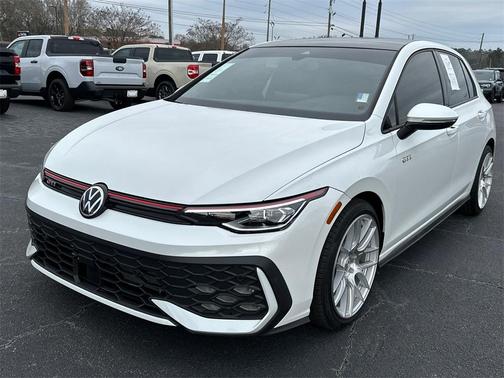 2025 Volkswagen Golf GTI 2.0T SE