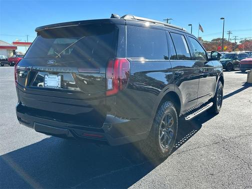 2025 Ford Expedition Tremor