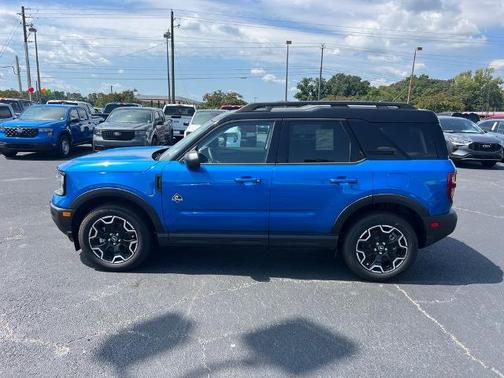 VELOCITY BLUE METALLIC 2025 Ford Bronco Sport OUTER BANKS