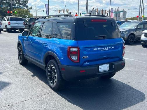 VELOCITY BLUE METALLIC 2025 Ford Bronco Sport OUTER BANKS