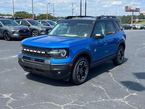 VELOCITY BLUE METALLIC 2025 Ford Bronco Sport OUTER BANKS