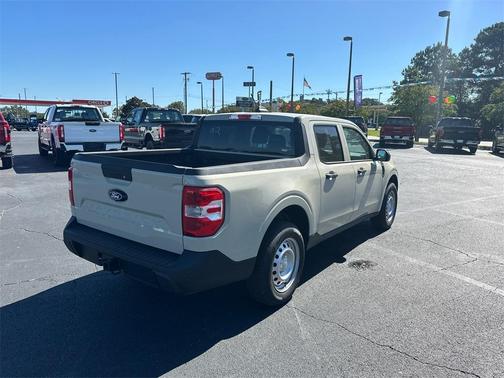 2025 Ford Maverick XL