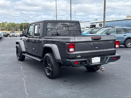 Granite Crystal Clearcoat Metallic 2021 Jeep Gladiator SPORT