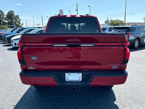 2025 Ford F-150 Lightning LARIAT