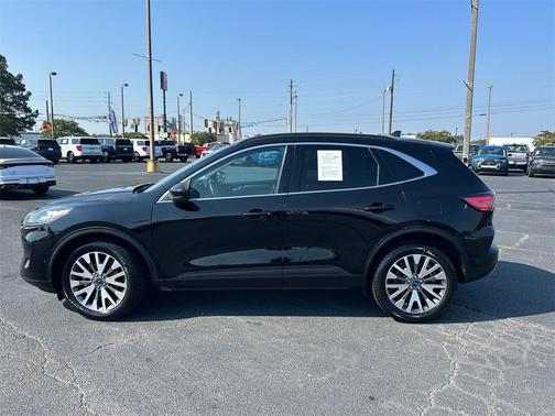 2021 Ford Escape Titanium