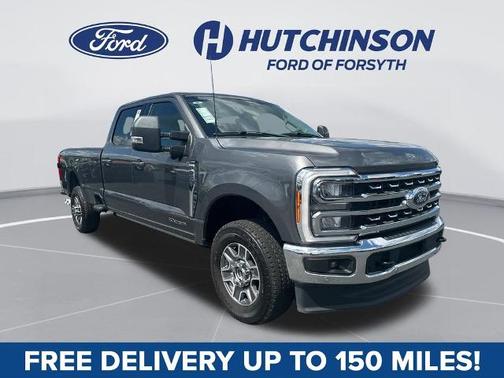 CARBONIZED GRAY 2023 Ford F-250 LARIAT