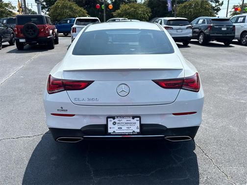 2022 Mercedes-Benz CLA 250 Base