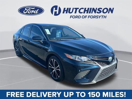 2020 Toyota Camry Hybrid SE