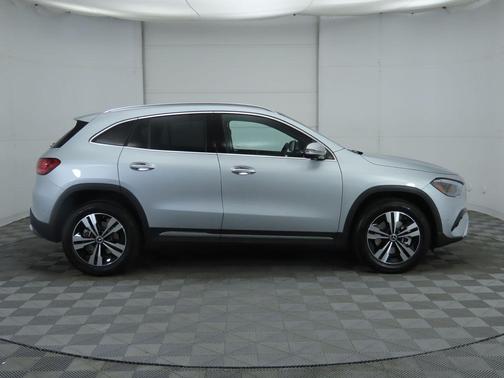 2026 Mercedes-Benz GLA 250 4MATIC