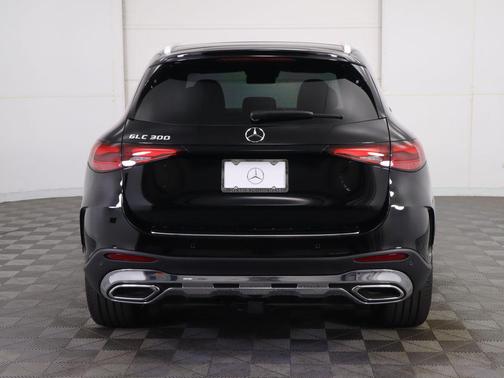 2023 Mercedes-Benz GLC 300 Base