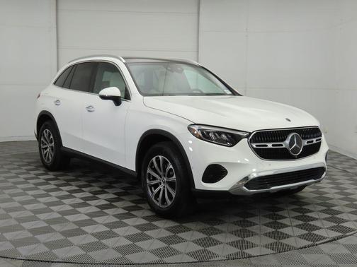 2026 Mercedes-Benz GLC 300 Base