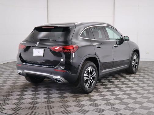 2025 Mercedes-Benz GLA 250 4MATIC