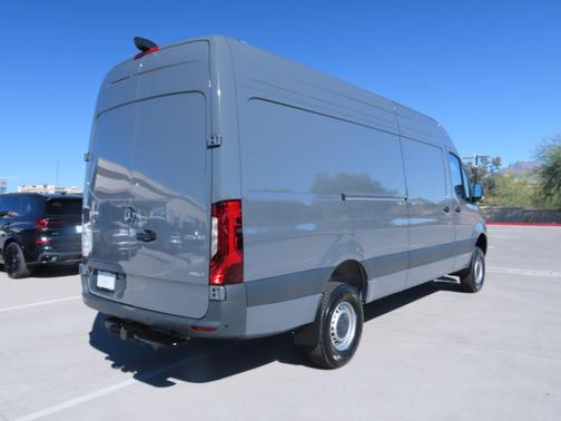 2025 Mercedes-Benz Sprinter 2500 High Roof