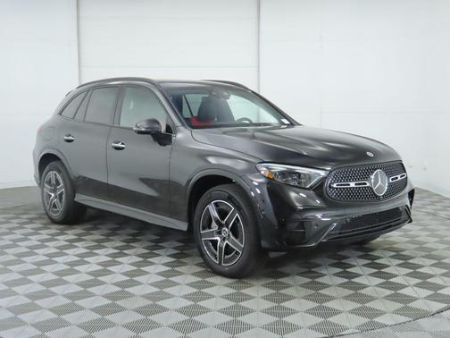 2026 Mercedes-Benz GLC 300 4MATIC
