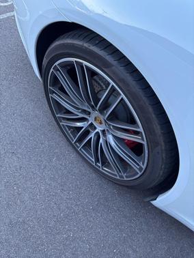 2017 Porsche 911 Carrera GTS