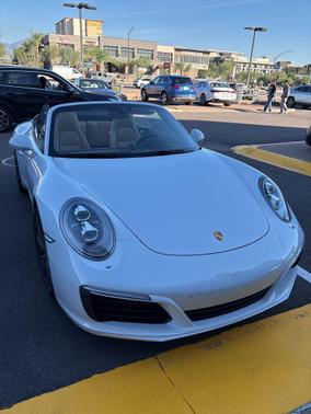 2017 Porsche 911 Carrera GTS