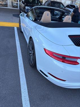 2017 Porsche 911 Carrera GTS