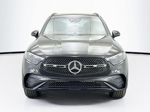 2026 Mercedes-Benz GLC 300 Base