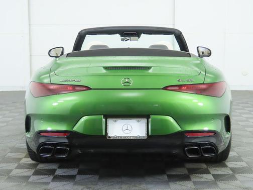 2026 Mercedes-Benz AMG SL 63 Base