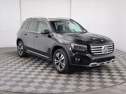 2025 Mercedes-Benz GLB 250 4MATIC