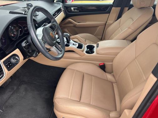 2021 Porsche Cayenne Cayenne