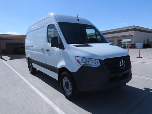 2025 Mercedes-Benz Sprinter 2500 Standard Roof