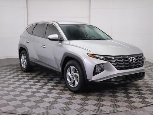 2024 Hyundai TUCSON SE
