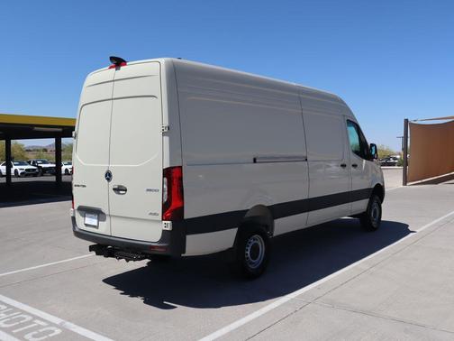 2025 Mercedes-Benz Sprinter 2500 High Roof