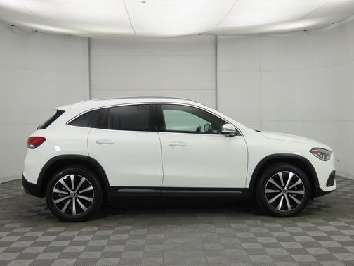 2023 Mercedes-Benz GLA 250 Base