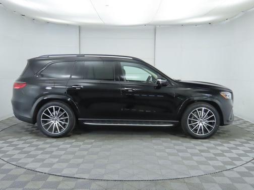 2026 Mercedes-Benz GLS 450 4MATIC