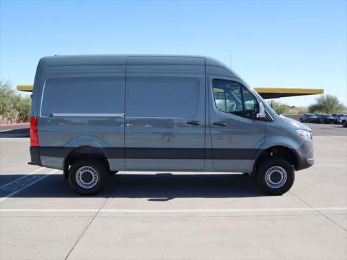 2025 Mercedes-Benz Sprinter 2500 Standard Roof