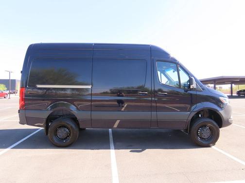 2025 Mercedes-Benz Sprinter 2500 Standard Roof