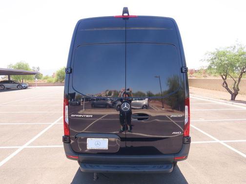 2025 Mercedes-Benz Sprinter 2500 Standard Roof