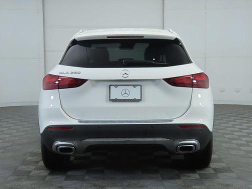 2025 Mercedes-Benz GLA 250 4MATIC