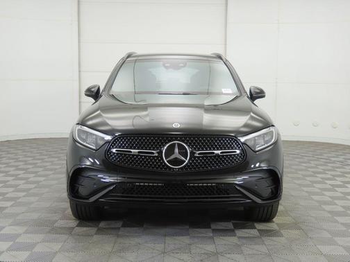 2026 Mercedes-Benz GLC 300 Base