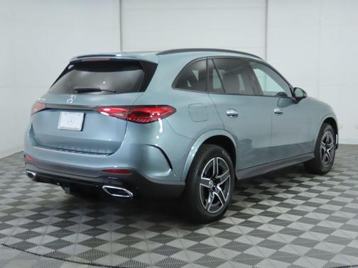 2026 Mercedes-Benz GLC 300 Base