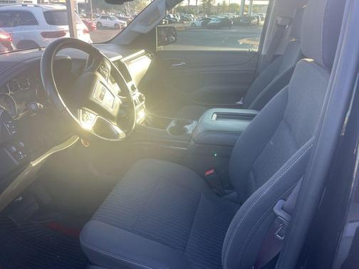 Onyx Black 2017 GMC Yukon SLE
