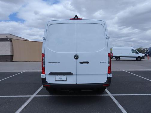2025 Mercedes-Benz Sprinter 2500 Standard Roof