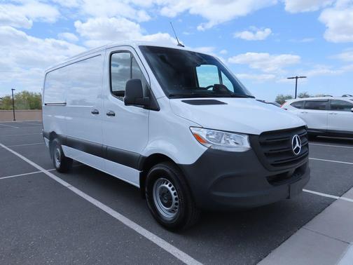 2025 Mercedes-Benz Sprinter 2500 Standard Roof