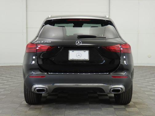 2025 Mercedes-Benz GLA 250 4MATIC