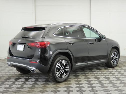 2025 Mercedes-Benz GLA 250 4MATIC