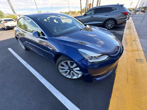 Deep Blue Metallic 2019 Tesla Model 3 Long Range