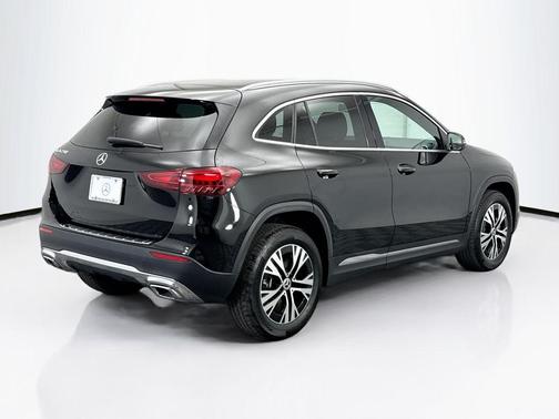 2025 Mercedes-Benz GLA 250 4MATIC