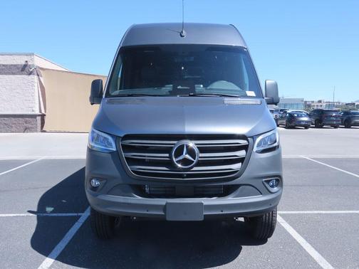 2026 Mercedes-Benz Sprinter 2500 Cargo 170 WB