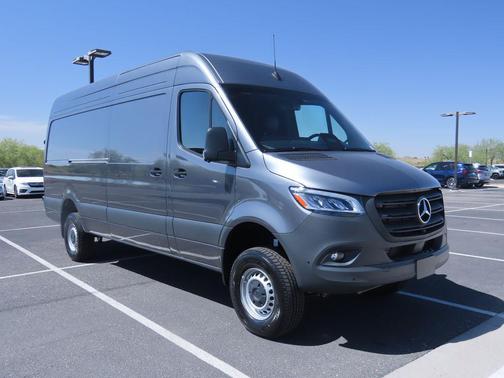 2026 Mercedes-Benz Sprinter 2500 Cargo 170 WB