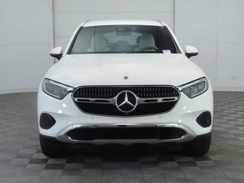 2025 Mercedes-Benz GLC 300 Base