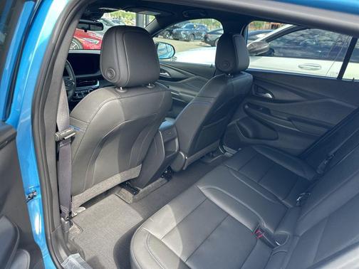 2025 Buick Envista Sport Touring FWD